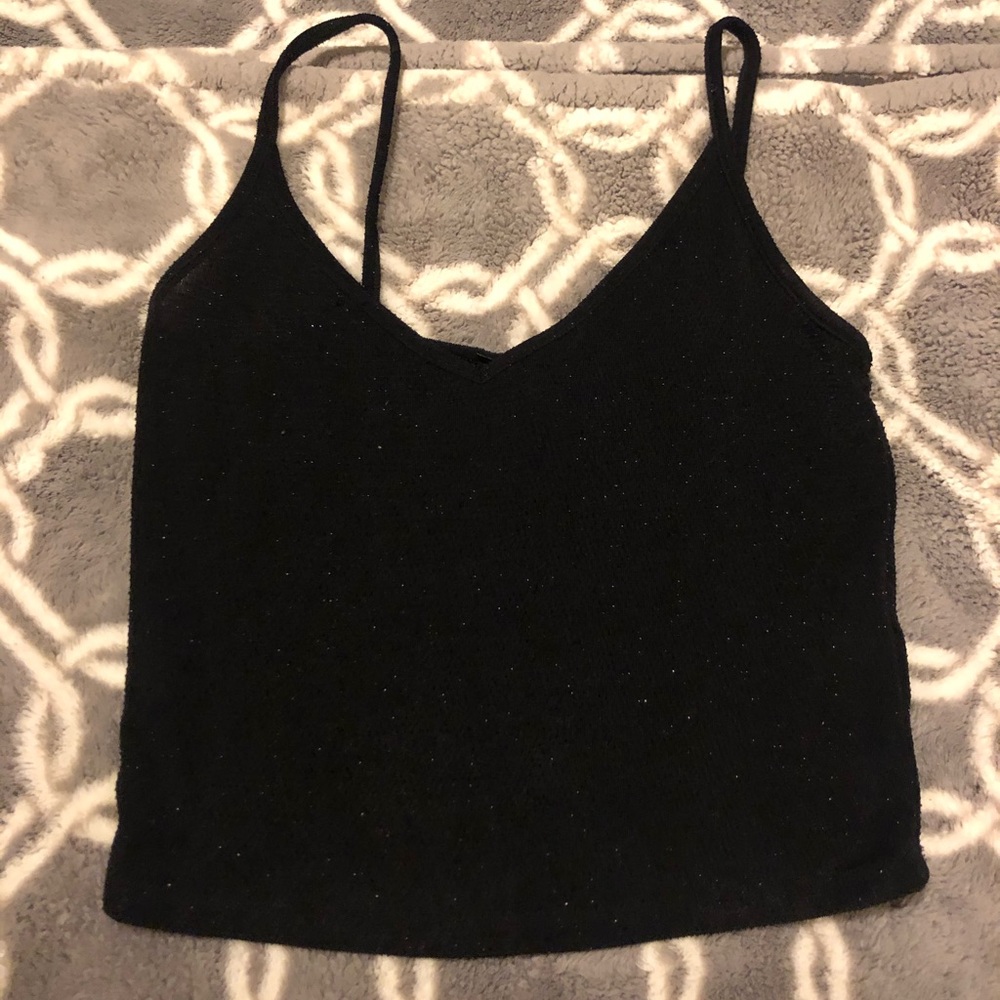 black cropped tank